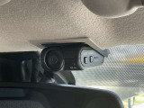 【ドライブレコーダー搭載車!】 前方と車内と後方を録画できるドライブレコーダーも装着されていますので安心して快適なドライブが楽しめますね。