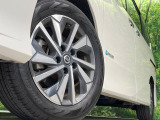 【純正16インチアルミホイール】外観にマッチした純正アルミホイールを装着しております。各種社外アルミホイールや、スタッドレスタイヤも取扱いしております。是非ご相談ください♪