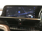 純正ナビを装備。タッチパネル式で使いやすく、お出かけもラクラクです。