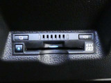 高速道路を賢く使うETC2.0装備です。高速道路とクルマが情報を連携して渋滞の迂回ルートや災害時の適切な誘導をしてくれたりします。
