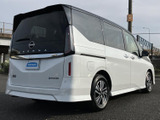 セレナ 1.4 e-POWER ハイウェイスターV 