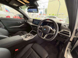 時を経ても深い魅力を放ち続けるBMW。より快適にお乗り頂くために、3つのサポートプログラムをご用意しております。※認定中古車保証は登録日より最長4年間まで延長が可能です。