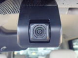 ◆【ドライブレコーダー】映像・音声などを記録する自動車用の装置です。もしもの事故の際の記録はもちろん、旅行の際の思い出としてドライブの映像を楽しむことができます。