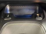 シートヒーター装備!エアコンに比べて暖まるスピードが速いので冬でも快適に過ごせます