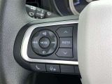ステアリングスイッチ装備!運転しながら手元でオーディオの操作などができます。