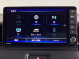 メーカー純正のナビゲーションが付いていますオーディオも充実しています。詳しくはスタッフへお尋ねください