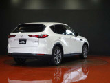 【CX-60】ドライビングエンターテインメントSUV。走ることの感動が感じられるクルマを目指し、五感で感じるクルマとの一体感と、心に響くエンジンサウンドと変速のリズムをつくり込みました。