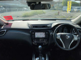 「NISSAN 認定中古車」です。ワイド保証1年付(期間中走行距離無制限)全国の日産サービス工場で保証が受けられます。ご購入後も1ヶ月または1,000km点検が無料で受けられます♪