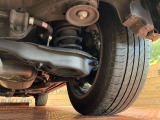 お車を安心してお乗りいただく為には、足回りの定期点検が欠かせません。サービスサポート(有償保証)では無料点検もご提供しており、安心のカーライフをお過ごしいただけるサポート体制が整っています。