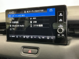 AVメニューはご覧のとおり、様々なコンテンツに対応、ドライブを楽しく演出できます。詳しくはスタッフへお尋ねください