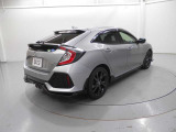 ご納車の後のお手入れが楽♪なボディーコーティングや、ガラスコーティング、下回り塩害防錆塗装などもご用意しております★お気軽にご相談下さい