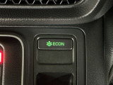 ★ECONスイッチ★ エコドライブを加速しよう!スイッチをONにすると、運転の仕方によるロスを抑え込み燃費をよくするようクルマが頑張ります(*^ー^*)燃費向上にチャレンジ♪
