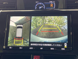 高画質のディスプレイで、映像を楽しめます。運転をサポートする機能も充実。安全で快適なドライブを実現します。