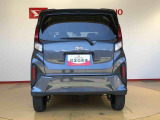 中古車は一物一価、同じようなお車でも、整備状況、内外装の状態など様々です。