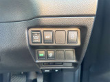 【パワーバックドア】スマートキーや運転席のボタンを押すだけでリアゲートが自動で開閉します!荷物を持っている時や、高い位置にあるバックドアを閉める際に便利な機能です♪