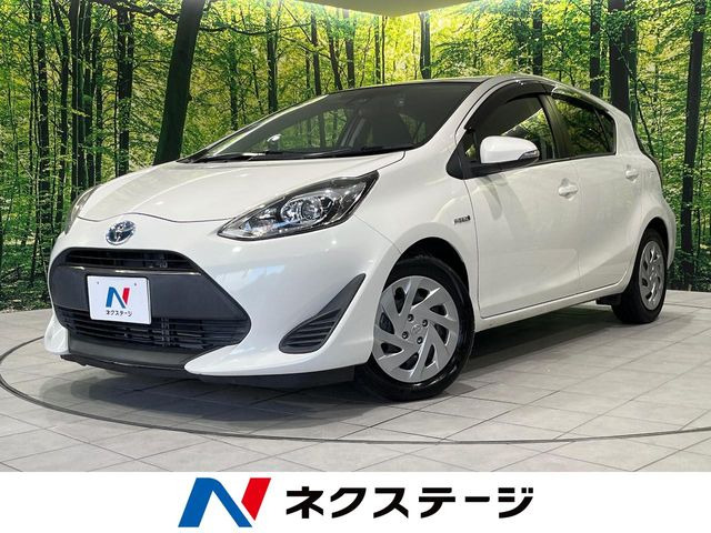 トヨタ アクア 