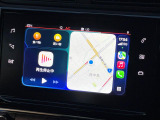 ●Apple Car Play:スマホとの有線接続で、ナビ・オーディオ再生などスマホのアプリ機能が画面でも使える便利機能です!