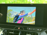 高精細な画面で、鮮やかな映像を楽しめます。旅の思い出を振り返ったり、動画を鑑賞したりと、様々な用途で活躍してくれるでしょう。