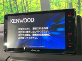 【大画面ナビ】人気の大型9インチナビを装備。存在感のある大画面はインパクト大!ナビ利用時のマップ表示は見やすく、テレビやDVDは臨場感がアップ!いつものドライブがグッと楽しくなります♪