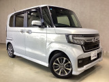 指定工場併設で末永く品質を保ちます。12ヶ月点検や車検はもちろんのこと、国家資格整備士によるお車のアドバイスも致します。