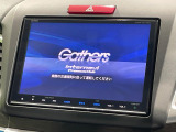 【純正ナビ】人気の純正ナビを装備しております。ナビの使いやすさはもちろん、オーディオ機能も充実!キャンプや旅行はもちろん、通勤や買い物など普段のドライブも楽しくなるはず♪