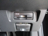 【ETC2.0車載器】高速道路を利用する際、ノンストップで料金所を通過できます。別途セットアップ料金がかかります。
