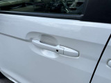 当社の査定士が直に査定し、入庫したお車なので、自信を持ってお勧め出来、また安心してお乗り頂けます!(支払総額は、車検又は法定点検に掛かる費用や、税金・登録手数料等が含まれた、店頭納車での総額です)