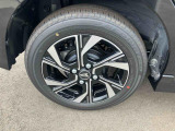 安全安心な走行のために、納車前には小さなクルマを知り尽くしたエキスパートが基本性能に関わる機能や状態を徹底的に点検しています。