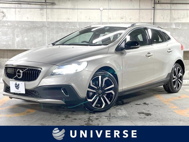 ボルボ V40クロスカントリー 