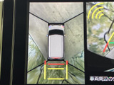 駐車時の安全性を高めるバックモニターです。狭い場所でも、スムーズな駐車操作をサポートします。