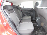 ISOFIX(イソフィックス)基準適合チャイルドシート固定装置!!安心楽々で対応チャイルドシートが取付できます。