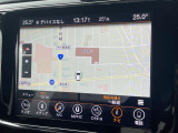 ●純正ナビ:一体感のあるナビは、高級感ある車内を演出してくれます。オーディオ機能も充実しておりますので、運転もより楽しめます♪