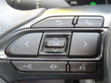 ブルートゥースに接続すれば、スマホに入れている音楽が聞けたり運転中に電話がかかってきてしまった場合もハンドルから電話を取ることができます!