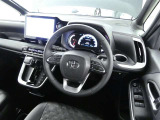 見通しのよいすっきりとした視界で、誰でも運転しやすいです。運転のしやすさは疲れにくさにも繋がりますよ♪