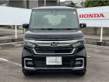 車の操作は分からないという方いらっしゃいませんか?そんな方でも安心して下さい!とっても簡単に操作、運転出来ますので幅広い層のお客様から大人気の一台です!