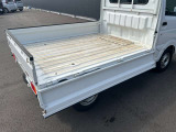 広くて頑丈な荷台!
