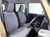 広さと安心を両立した、快適運転空間です。