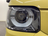 ★ LEDヘッドライト ★シャープで精悍なフロントフェイスを演出するLEDヘッドライト。機能性とデザイン性を兼ね備えた魅力的な装備です♪