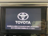 【大画面ナビ】人気の大型9インチナビを装備。存在感のある大画面はインパクト大!ナビ利用時のマップ表示は見やすく、テレビやDVDは臨場感がアップ!いつものドライブがグッと楽しくなります♪