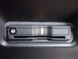 ■【ETC車載器】が装備されています。セットアップをしてお渡しとなり、ETCカードを差し込むだけで高速道路の利用が可能です。