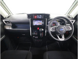 視界の良さが魅力の運転しやすいコックピット。シンプルで操作性に優れたインパネデザインと、SUBARUならではの安全性能への徹底したこだわりが光る視界設計です。