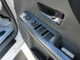 電動格納ミラーでよりコンパクトに!狭い駐車場でも安心です。