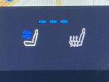 シートエアコン付です。シートを暖めたり冷やしたりできる、快適装備の一つ。 暑い夏もシートが冷える冬も快適にドライブが楽しめそうですね。