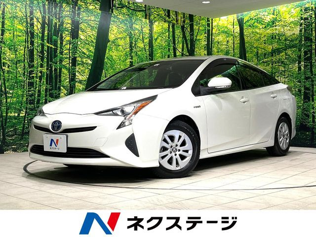 トヨタ プリウス 