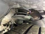 お車を安心してお乗りいただく為には、足回りの定期点検が欠かせません。サービスサポート(有償保証)では無料点検もご提供しており、安心のカーライフをお過ごしいただけるサポート体制が整っています。