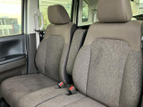 運転しやすい視界と、操作しやすい配置が特徴的な運転席。シンプルで使いやすい空間が、快適なドライブをサポートします。
