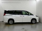 この度は、当社の展示車をご覧いただきまして、誠に有難うございます。自信をもってお勧めできる車となりますので、ごゆっくりご覧頂きたいと思います。