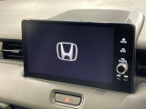 【純正9型ナビ】人気の純正ナビを装備しております。ナビの使いやすさはもちろん、オーディオ機能も充実!キャンプや旅行はもちろん、通勤や買い物など普段のドライブも楽しくなるはず♪