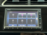 多彩なソースに対応したオーディオシステム。お気に入りの音楽をクリアな音質で楽しめます。快適な車内空間を演出します。