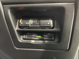 いまや快適なカーライフに欠かせないETCが付いています。